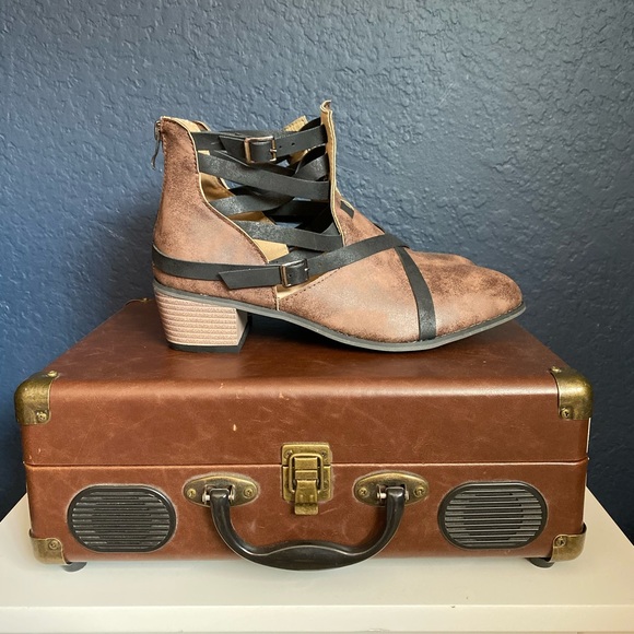 •Brown and Brown Faux Leather Heeled Boots• - Picture 1 of 3